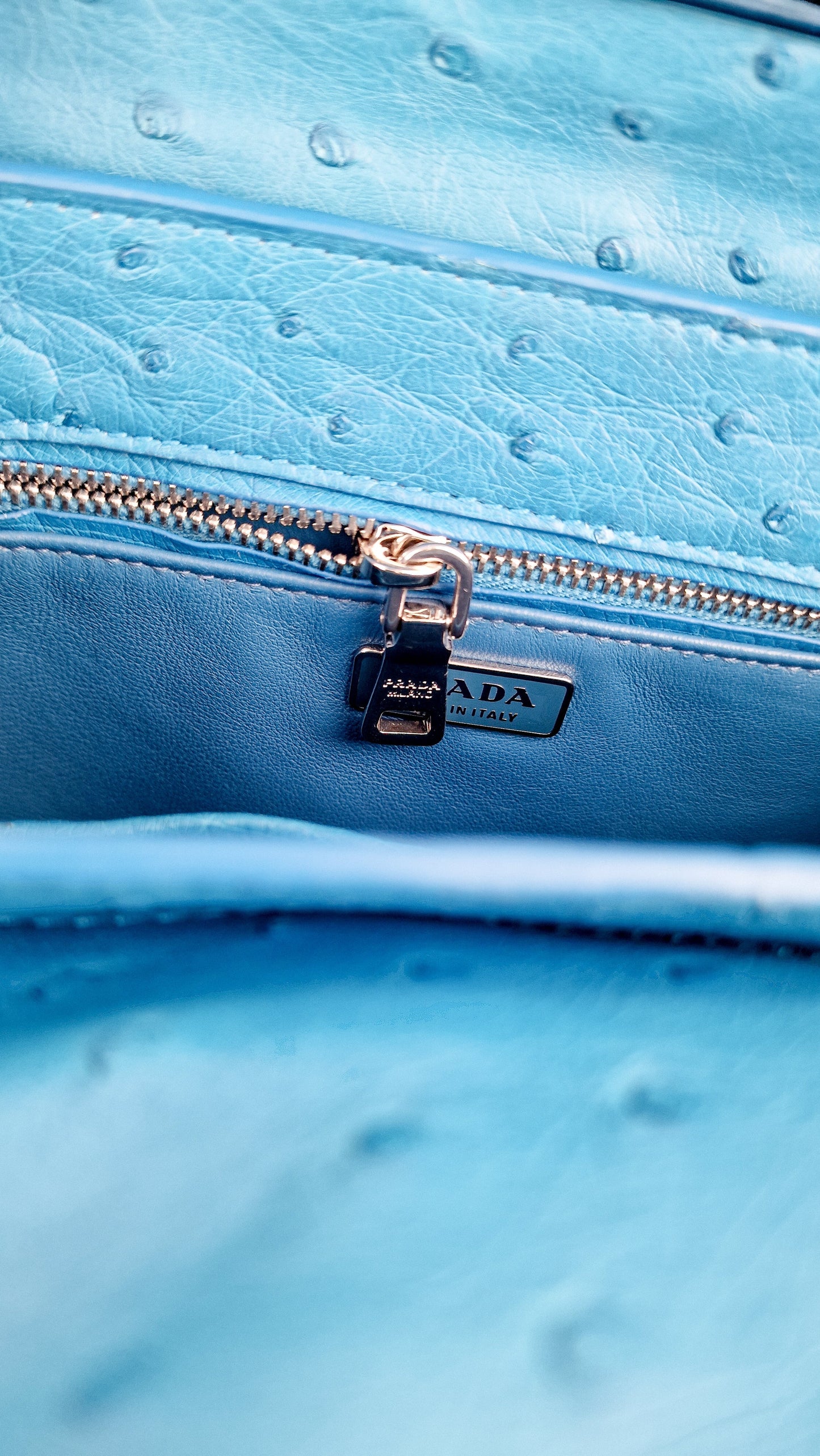 Prada Bag in Voyage Blue Ostrich Leather With Turnlock - RARE Handbag - Prada BN2708 Struzzo