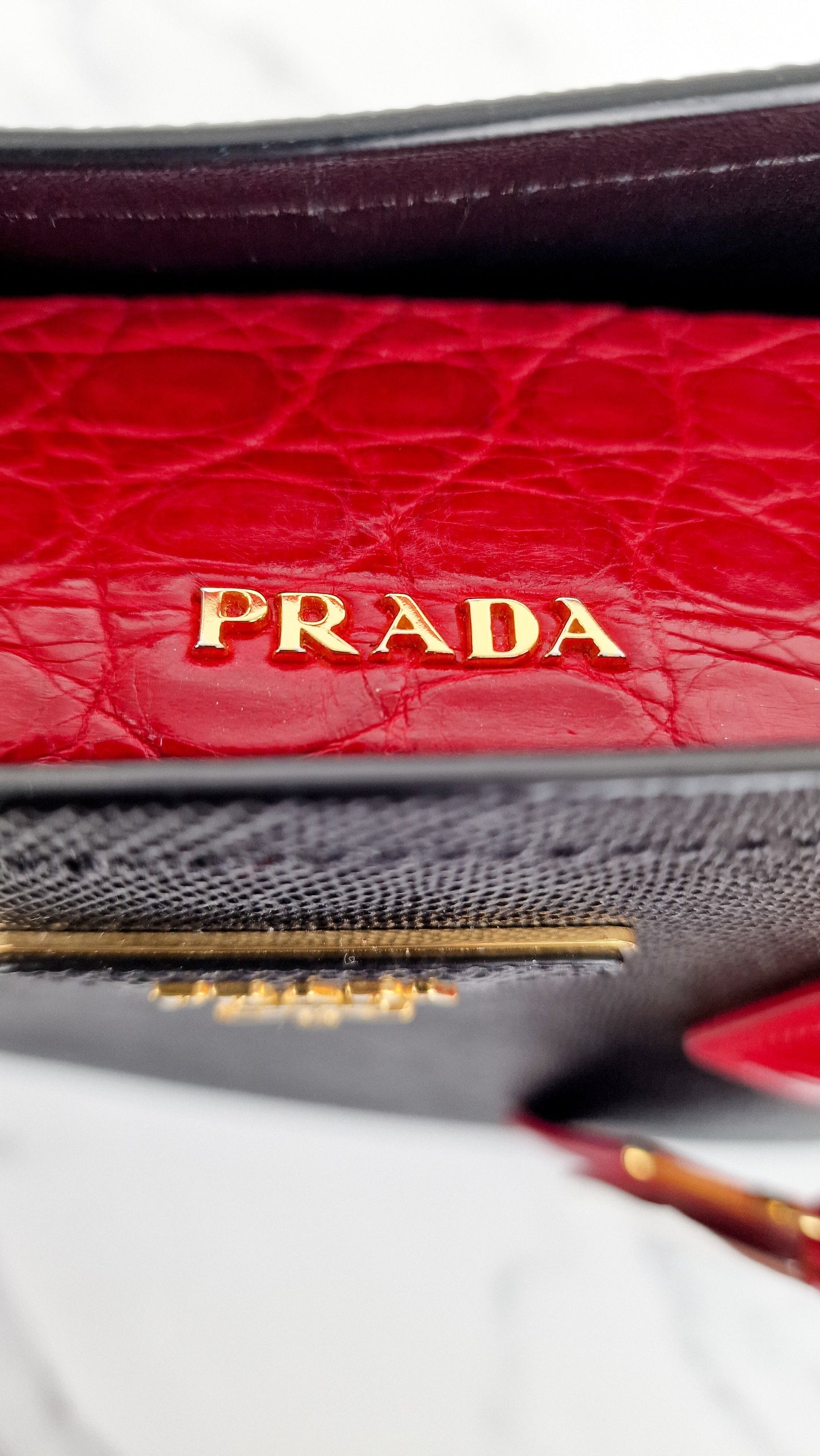 RARE Prada Double Medium Saffiano Cuir Black & Red Crocodile - Handbag Prada 1BG887