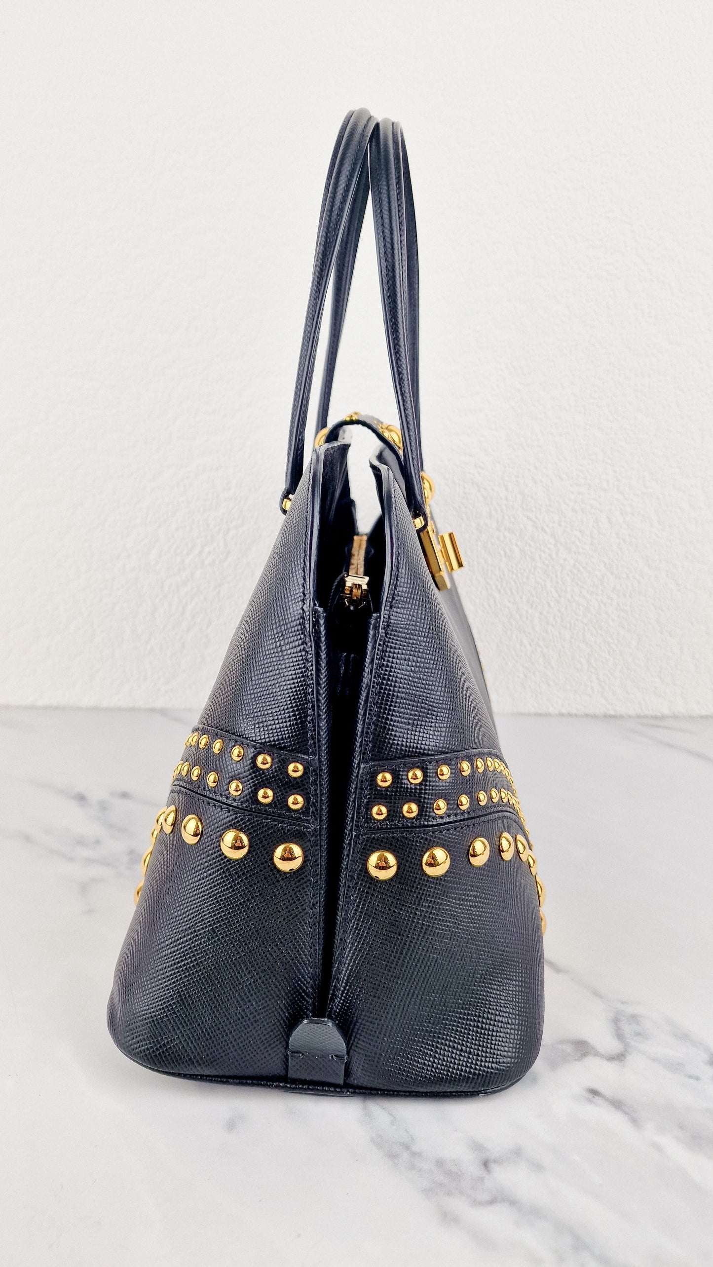 Prada Saffiano Cuir Handbag in Black Leather with Gold Studs - Handbag Prada BN2753