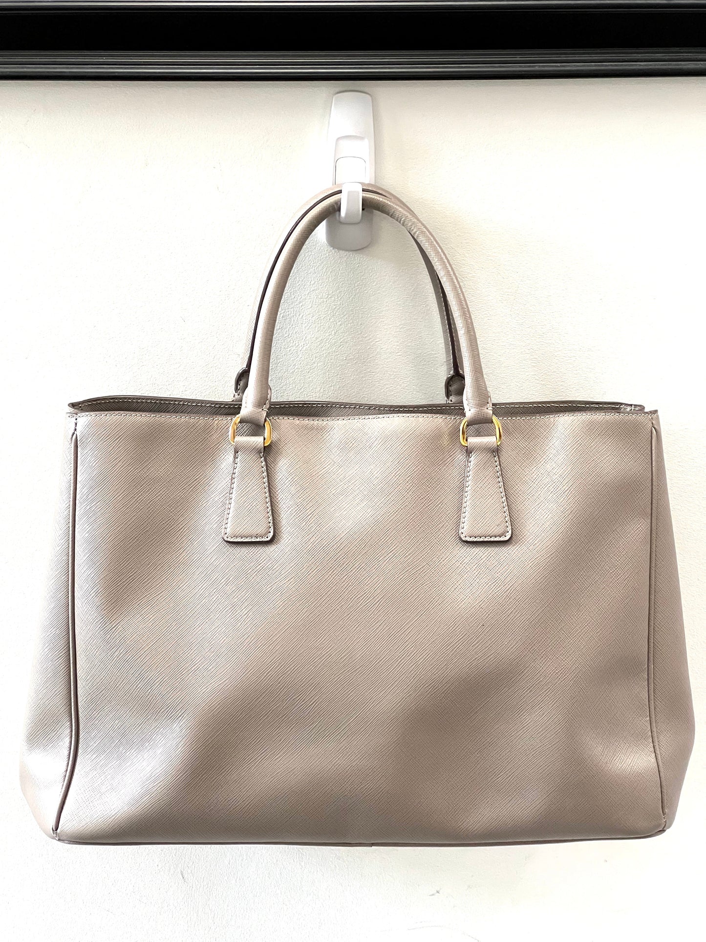 PRADA GALLERIA SAFFIANO LEATHER TOP HANDLE BAG GM