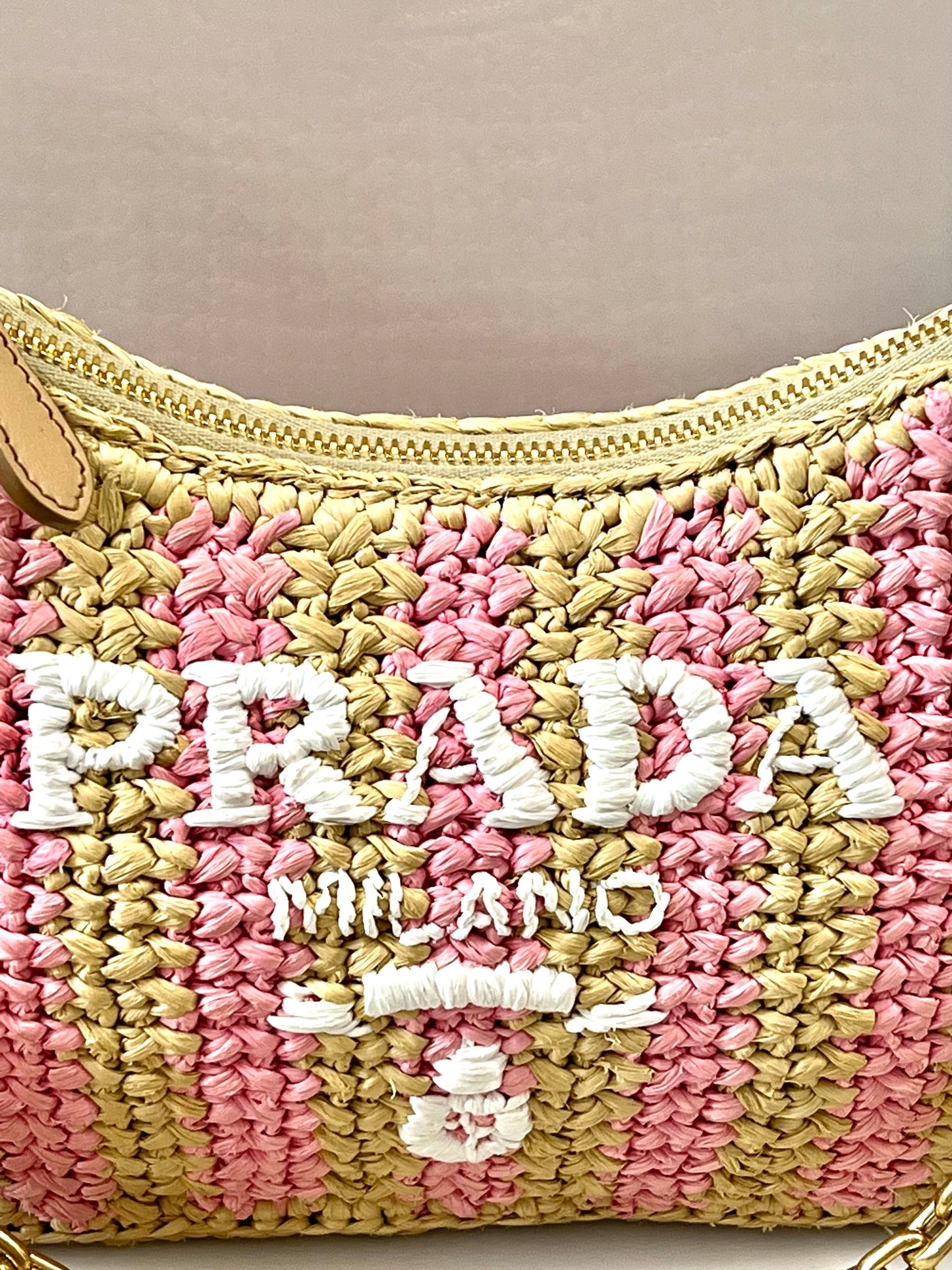 PRADA NEUTRAL RE-EDITION 2005 RAFFIA SHOULDER BAG