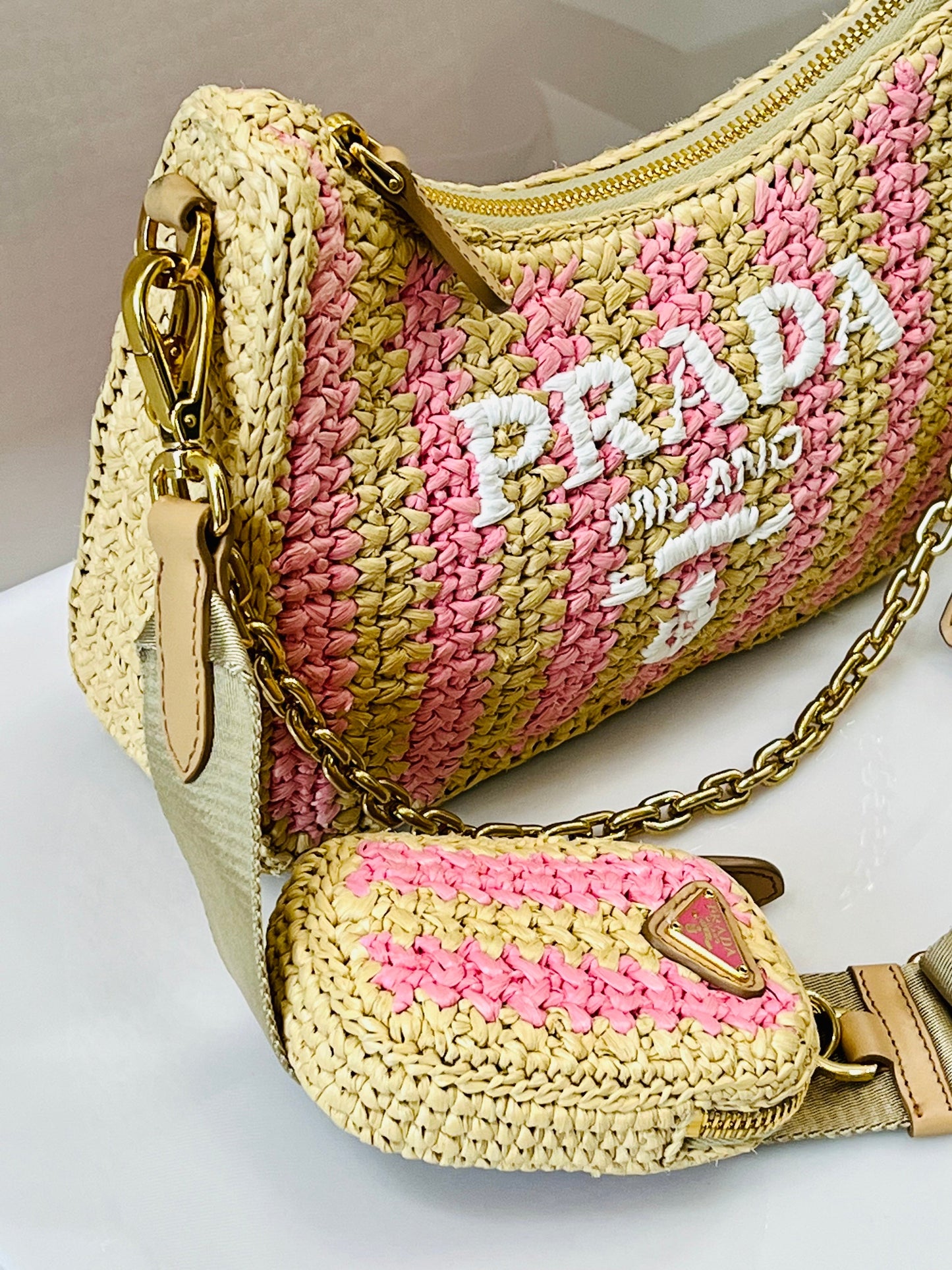 PRADA NEUTRAL RE-EDITION 2005 RAFFIA SHOULDER BAG