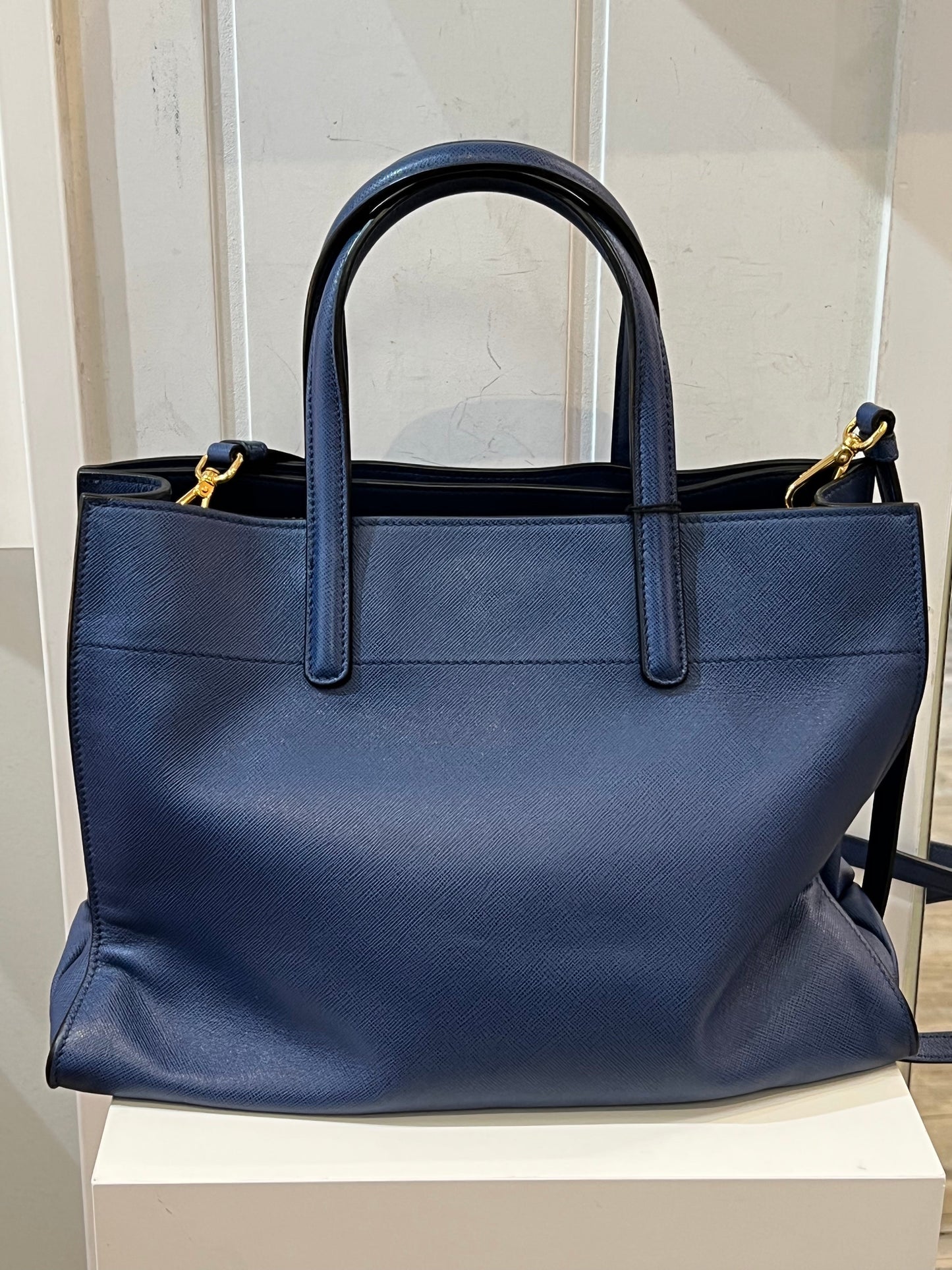 PRADA CONVERTIBLE SAFFIANO LEATHER TOTE