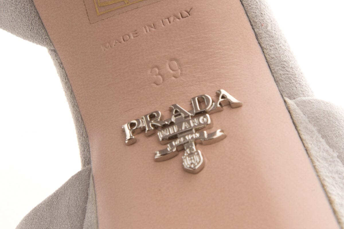 Prada VEIRNECE Dove Grey Heels SZ 39