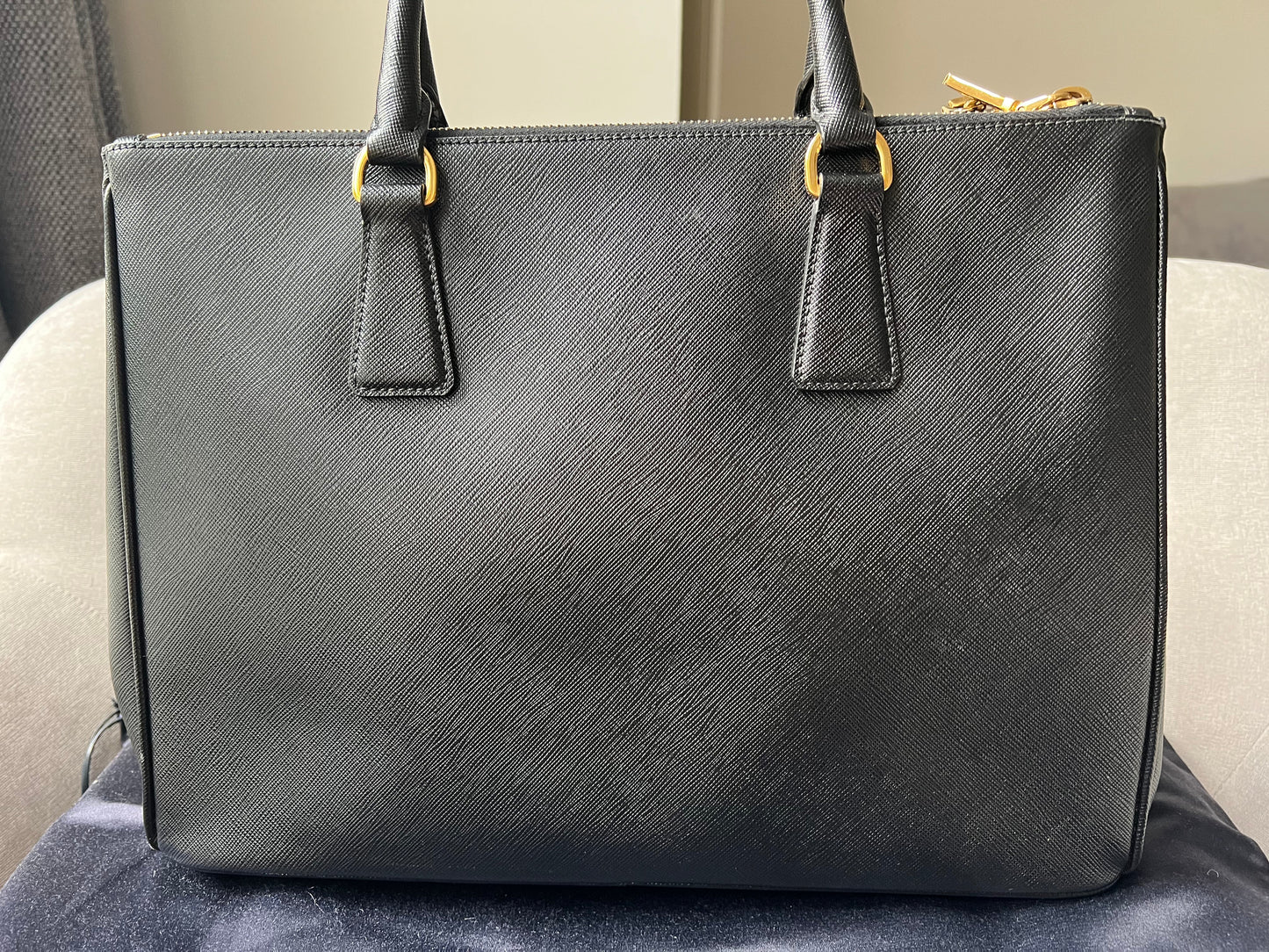 Prada Black Medium Galleria Saffiano Tote (RRP £3,100)