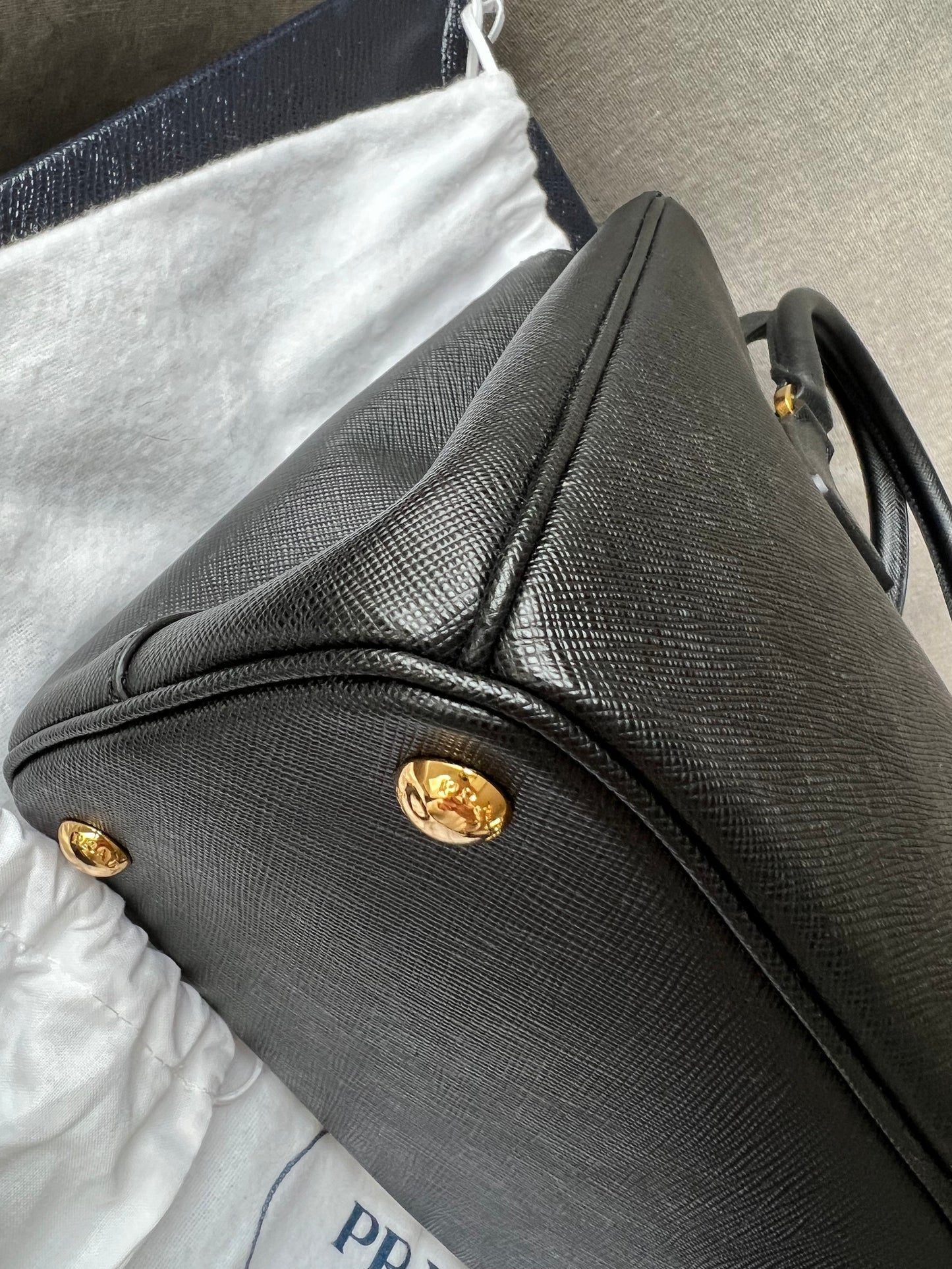 Prada Black Medium Galleria Saffiano Tote (RRP £3,100)