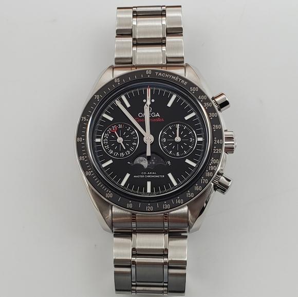 Omega  Speedmaster Moonwatch Co-Axial Moonphase Watch