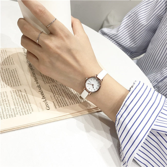 Women's Fashion White Small Watches 2021 Ulzzang Brand Ladies Quartz Wristwatch Simple Retr Montre Femme With Leather Band Clock