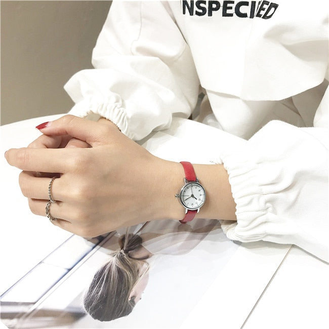 Women's Fashion White Small Watches 2021 Ulzzang Brand Ladies Quartz Wristwatch Simple Retr Montre Femme With Leather Band Clock